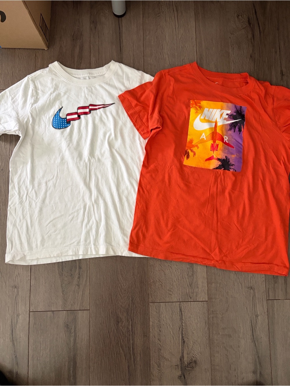 Boys Nike The Nike Tee 2-Pack Graphic Tees Boys -Size Large
